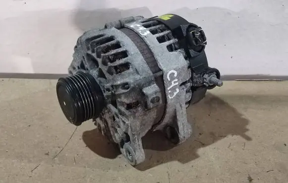 KIA Sportage Generator/alternator 373002A850