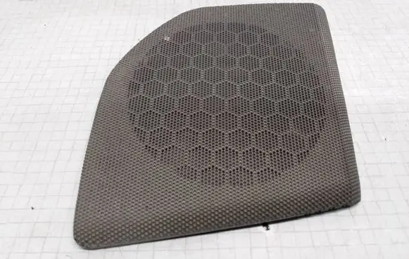Side speaker trim/cover