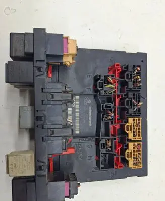 Volkswagen PASSAT B6 Comfort/convenience module 3C0937049E F005V00526 1137S1002