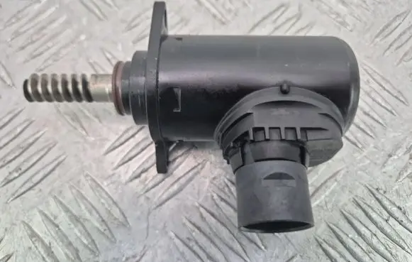BMW 2 F45 other engine part 7631574