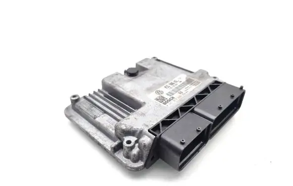 Volkswagen Golf V Engine control unit/module 03G906021KH 0281013226 1039S15273