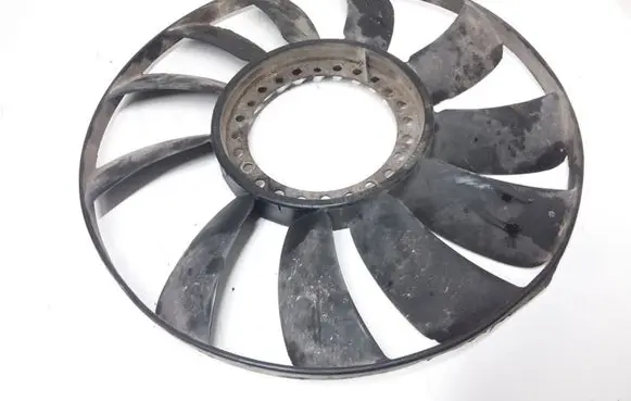 Audi A4 S4 B5 8D Fan impeller 058121301B