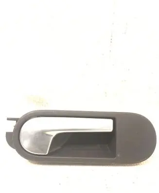 Volkswagen Golf Plus Front door interior handle 5M0837114 CZV65L4