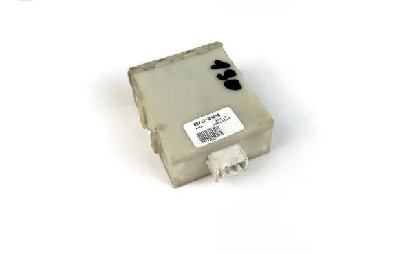 Toyota Avensis T250 Door central lock control unit/module 8974105050