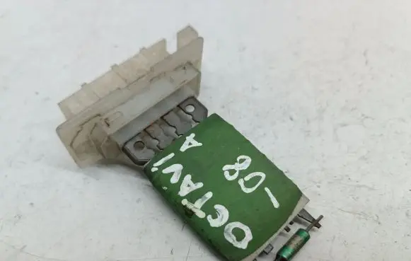 Skoda Octavia Mk2 (1Z) Heater blower motor/fan resistor 