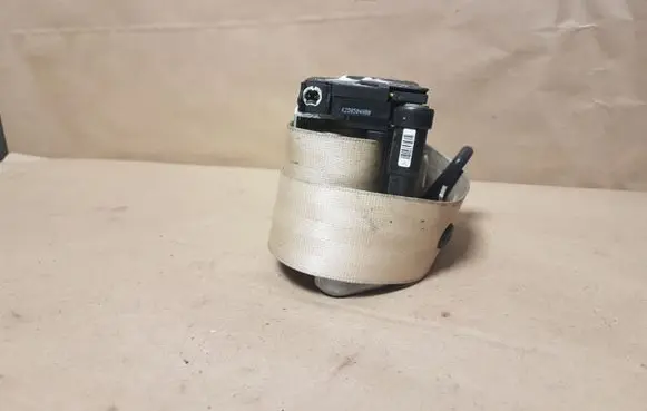 Audi A6 S6 C5 4B Middle seatbelt (rear) 4B9857805C