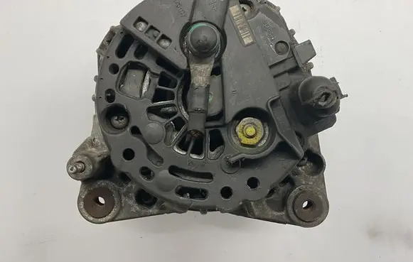 Volkswagen Sharan Generator/alternator 028903028E 0124515010