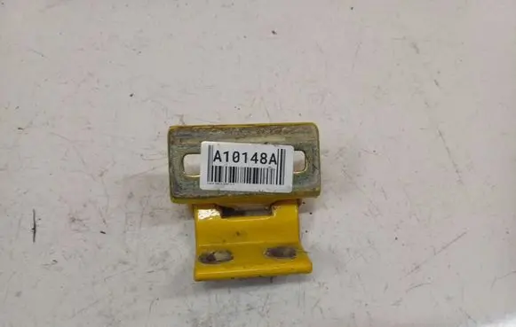 Iveco Daily 30.8 - 9 Rear door lower hinge
