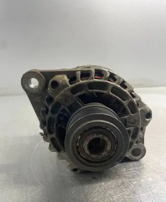 Opel Zafira B Generator/alternator 792660