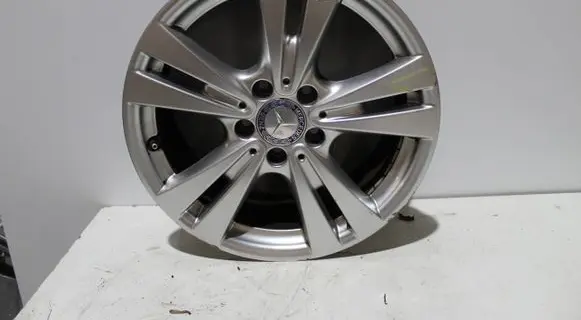 Mercedes-Benz A W176 R17 alloy rim A2464011400