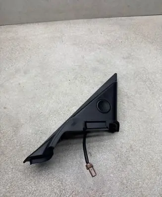 Front door high frequency speaker