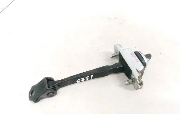 Opel Mokka Rear door check strap stopper