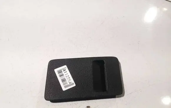 Subaru Legacy Fuse box cover