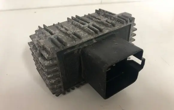 Opel Meriva A Glow plug pre-heat relay 09132691