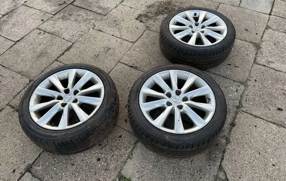 Lexus IS III XE30 R17 alloy rim 