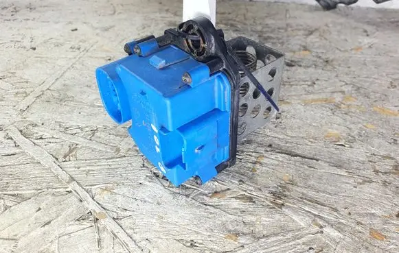 Peugeot 307 Heater blower motor/fan resistor 9662240180 8241011