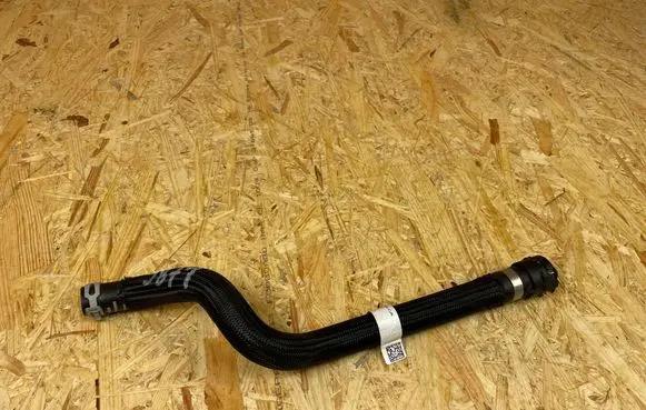 Land Rover Range Rover Evoque L551 Engine coolant pipe/hose K8D28B504CA