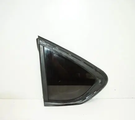 BMW X4 F26 Rear side window 179110311