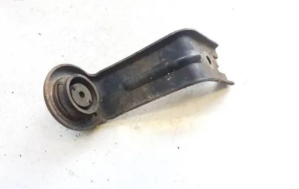Radiator mount bracket