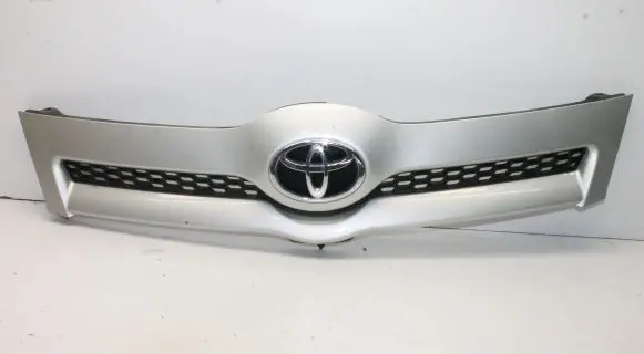 Toyota Corolla Verso E121 Quarter panel pressure vent 531170F010