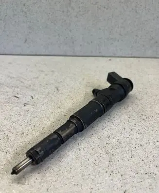 Fuel injector