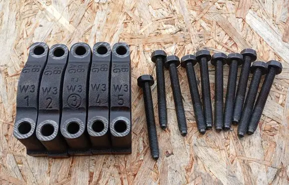 Audi A4 S4 B6 8E 8H Crankshaft Holder 
