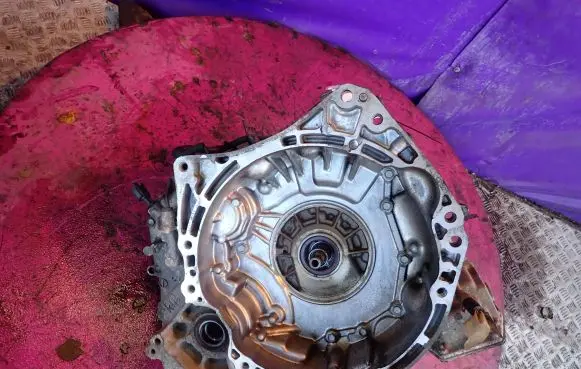 Nissan Versa Manual 5 speed gearbox 3N1BC13E4