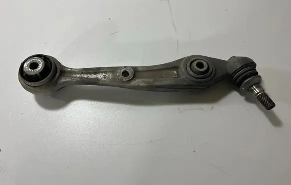 Front lower control arm/wishbone