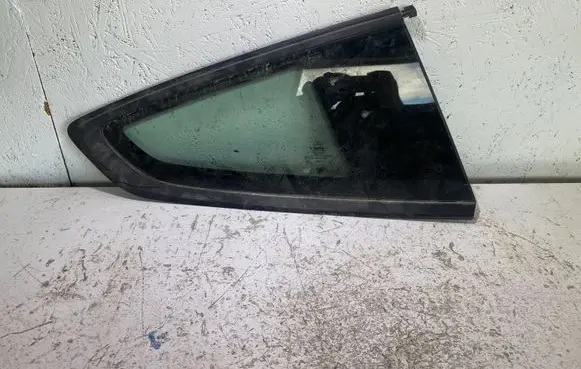Ford Mustang VI Rear side window FR3B6329700AG 512292AG 6329700A
