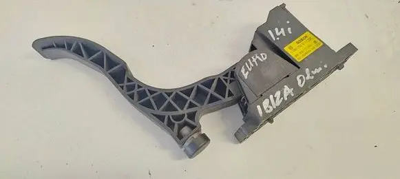 Skoda Fabia Mk1 (6Y) Accelerator throttle pedal 0280752217 6Q1723503G