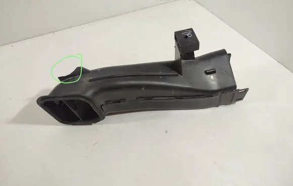 BMW X5M G05 F95 Air intake duct part 13718635093 8635093