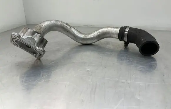 BMW 5 E60 E61 Engine coolant pipe/hose 7560530