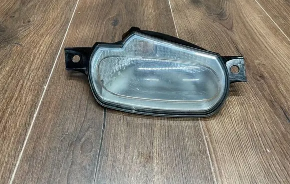 Smart ForFour II W453 Front indicator light 261305528R