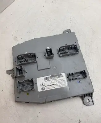 Mercedes-Benz C W205 Comfort/convenience module A2059006822