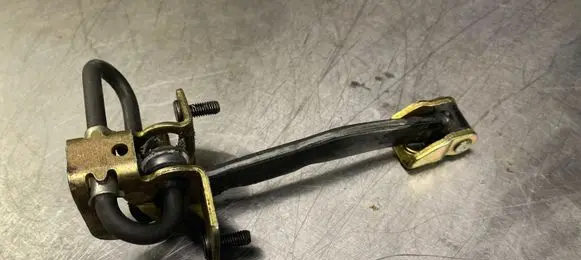 Volvo S80 Rear door check strap stopper 9485742