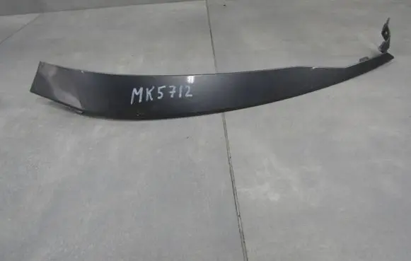 Nissan Qashqai J12 Under headlight/headlamp trim 8801SB540