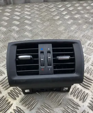 BMW X3 F25 Rear air vent grill 9200888 173238711 300347600