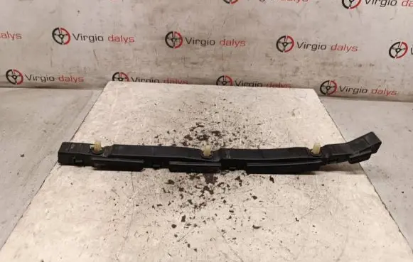 Hyundai Santa Fe Front bumper mounting bracket 865152B000
