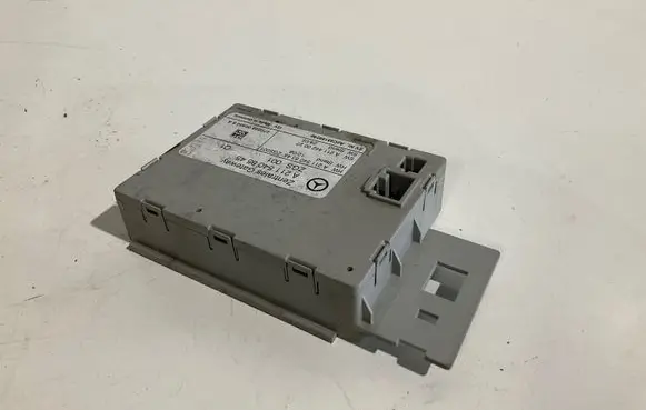 Mercedes-Benz E W211 Gateway control module A2115408545 A2114420027 A2115408345