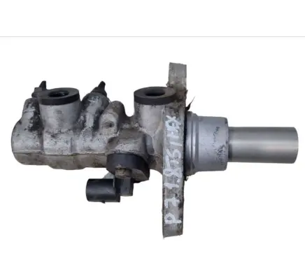 Volkswagen PASSAT B7 Master brake cylinder 3C1614019D 25076QG7