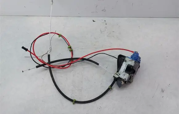 Audi A8 S8 D2 4D Rear door lock 4D0839016D
