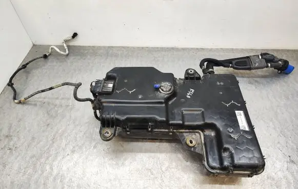 Volkswagen Transporter - Caravelle T6 AdBlue liquid reservoir 7E0131877G 7E0131877H 5Q0131969C