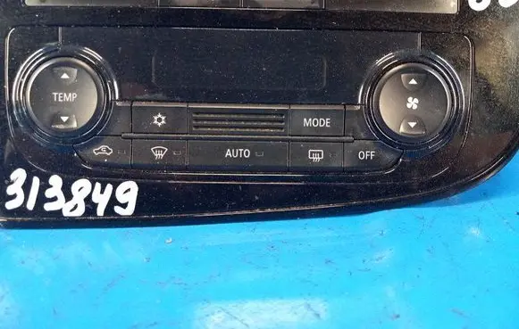 Mitsubishi Outlander Air conditioning/heating control unit 7820A476XA