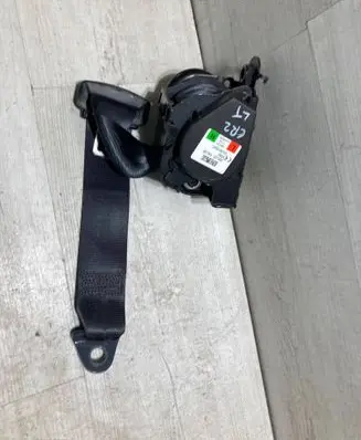 Opel Crossland X Rear seatbelt 39172497