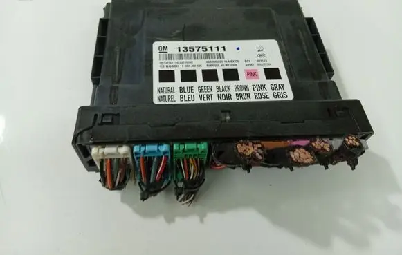 Opel Insignia A Comfort/convenience module 13575111