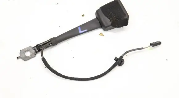 Volkswagen Caddy Front seatbelt buckle
