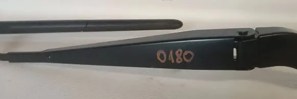 Renault Koleos II Front wiper blade arm 
