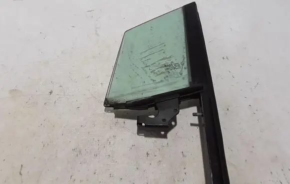 Mercedes-Benz EQS V297 Front door vent window glass four-door A2977202900