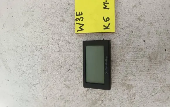 Mercedes-Benz C AMG W203 Screen/display/small screen 251351313135