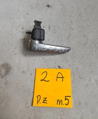 Mazda 3 I Front door interior handle 829743289